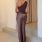 Vestido Longo Acinturado Acetinado Decote Diagonal e Ombro Único – Mirela